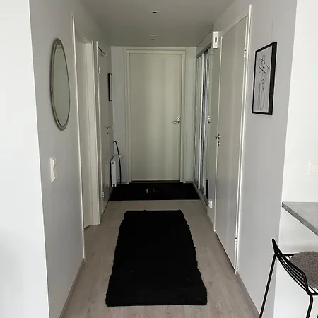 Cozy Two Bedroom With Sauna, Garden And Terrace