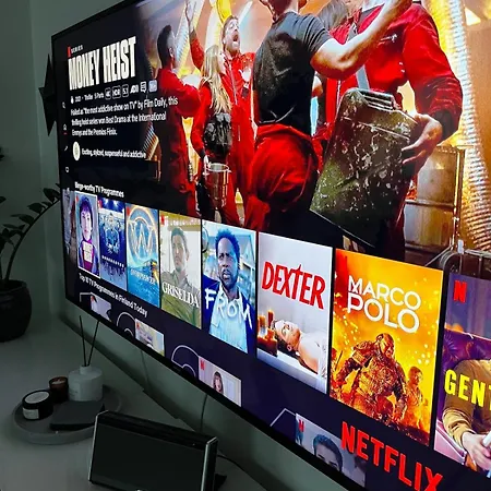 Cozy Two Bedroom With Sauna, Garden And Terrace Appartement *